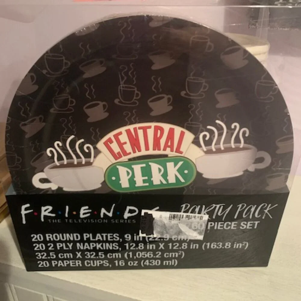 FRIENDS - Central Perk Party Pack! NEW IN BOX